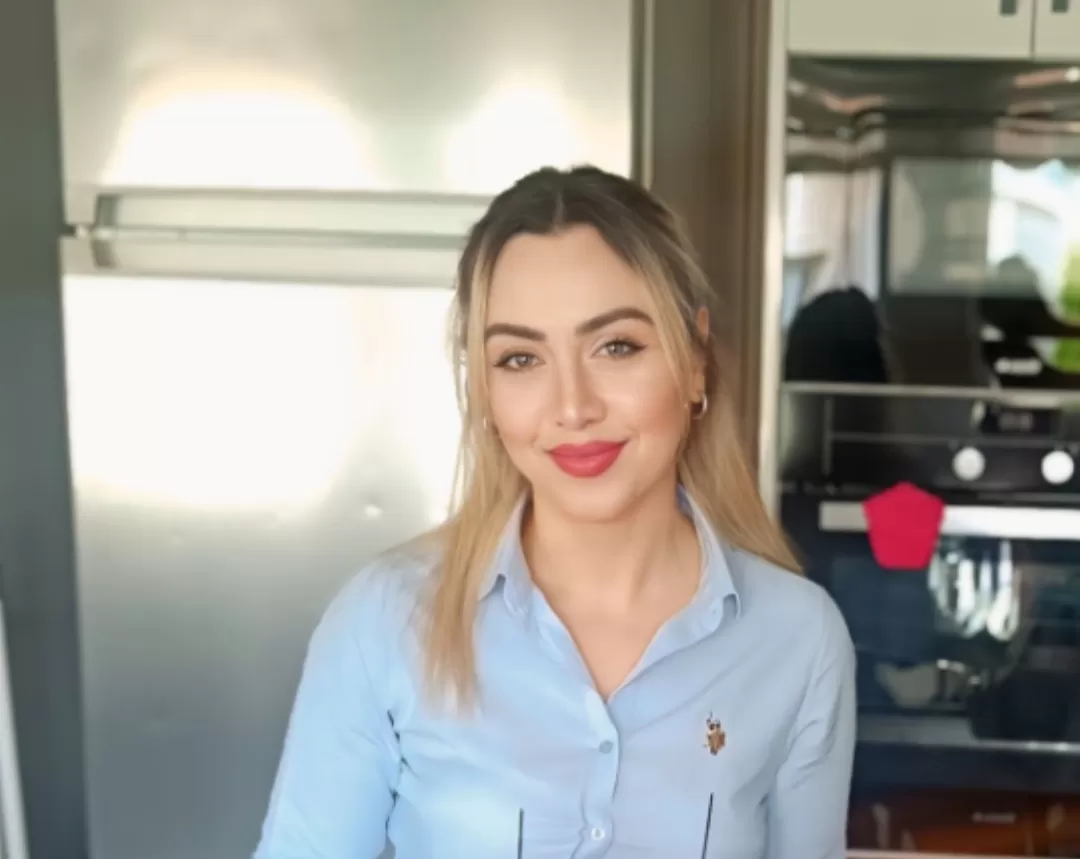 RÜVEYDA ÜNLÜ